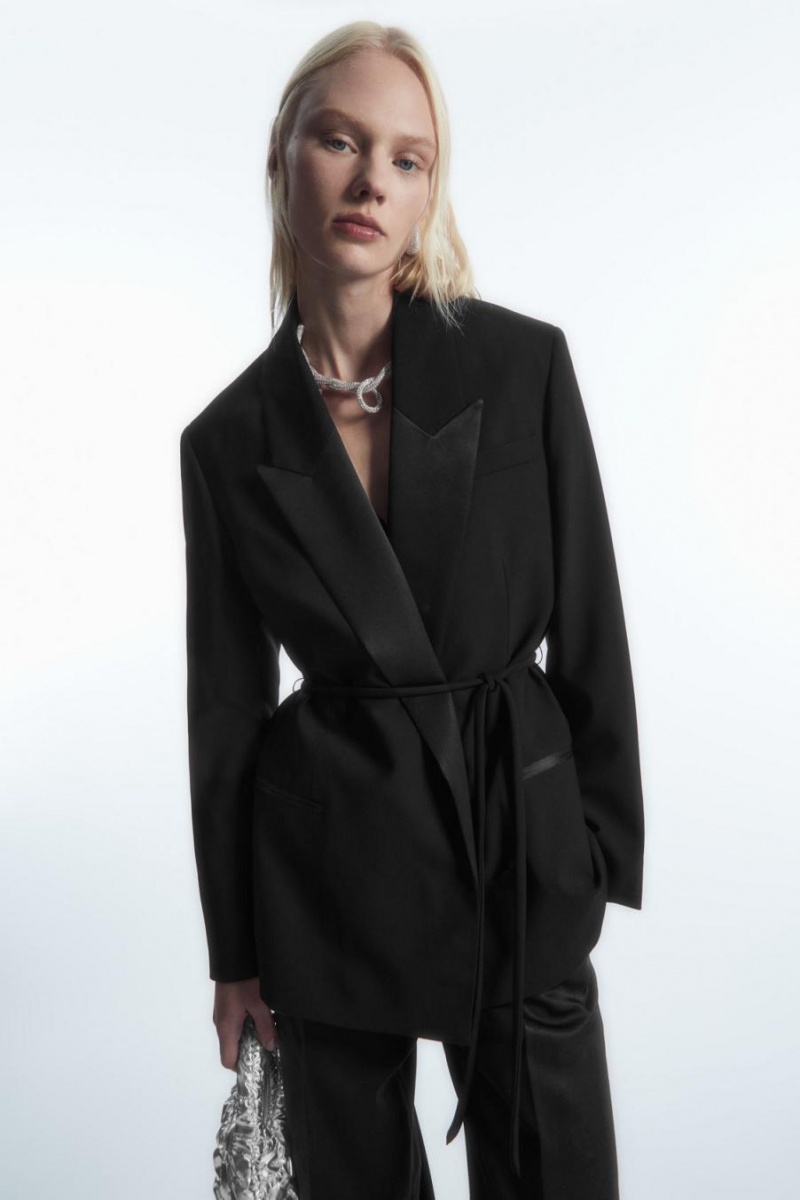 Blazer COS Belted Satin-lapel Tuxedo Mujer Negros | 32076DRIM