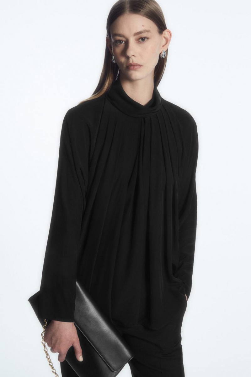 Blusa COS Plisado Batwing Mujer Negros | 24673NILS