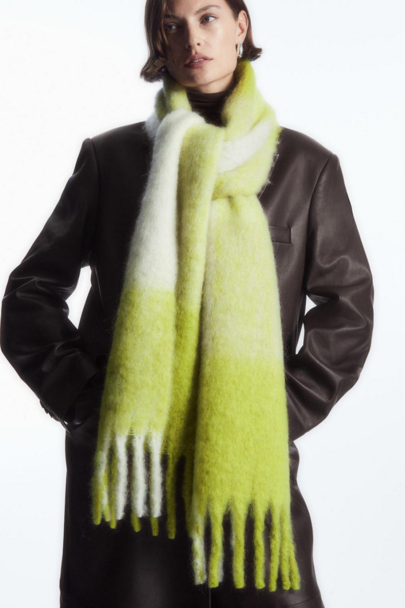 Bufanda COS Oversized Mohair-blend Mujer Verdes | 86725MTBZ