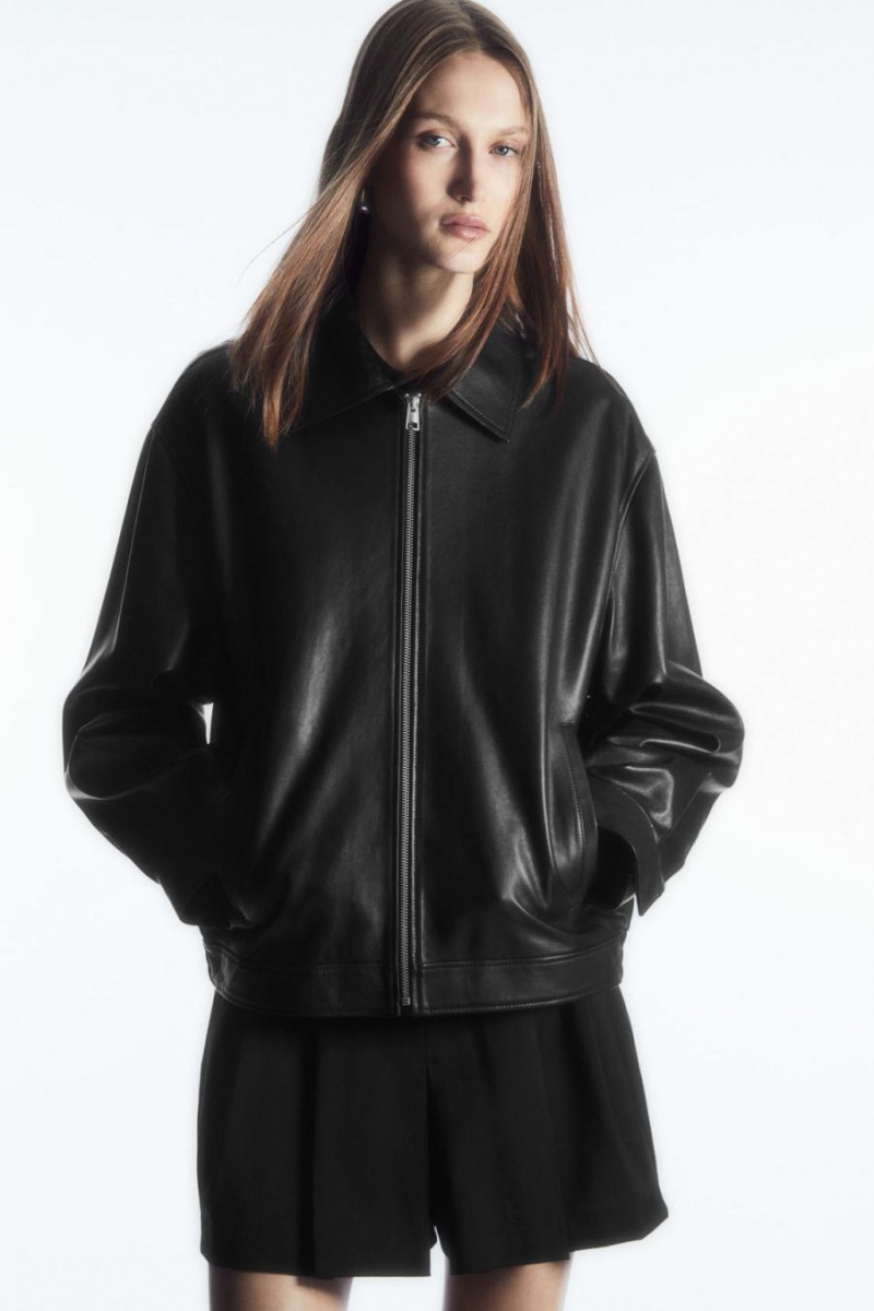 Chamarra COS Zip-up Cuero Mujer Negros | 98716JHMP