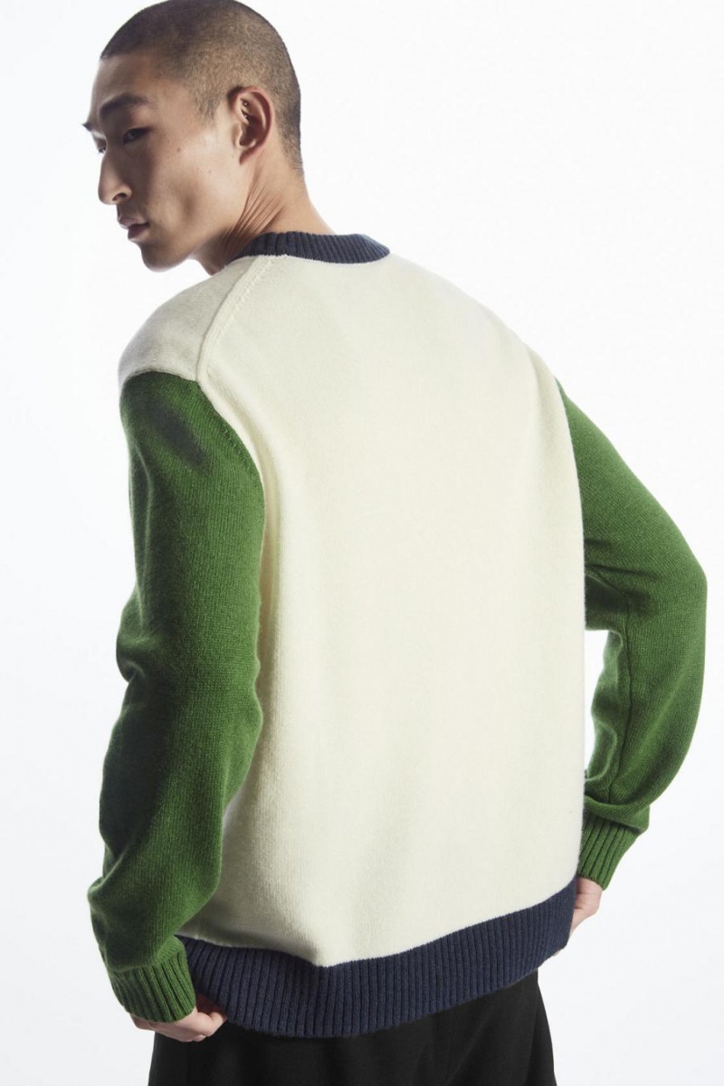 Jerséis COS Colour-block Lana Hombre Blancos Verdes Oscuro Azul Marino | 97431KXRG