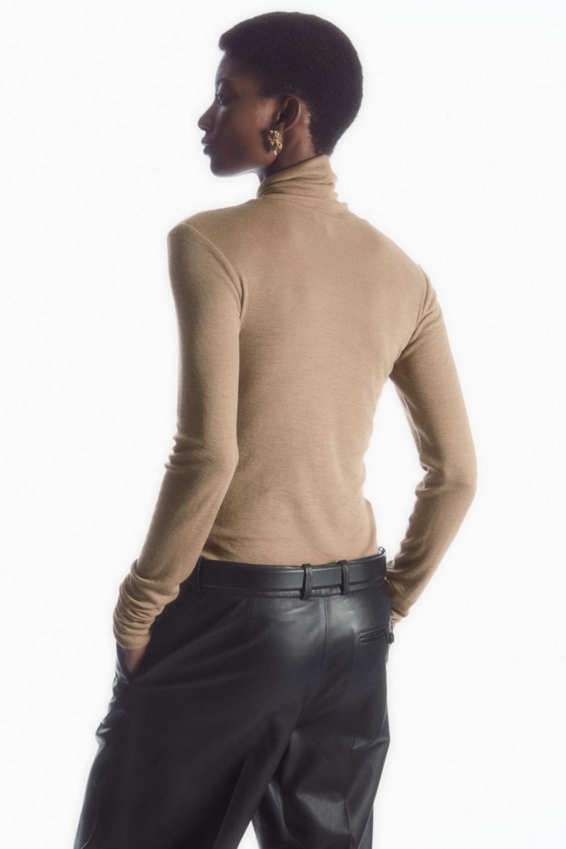 Top COS Merino Lana Turtleneck Mujer Beige Oscuro | 47395NSYT