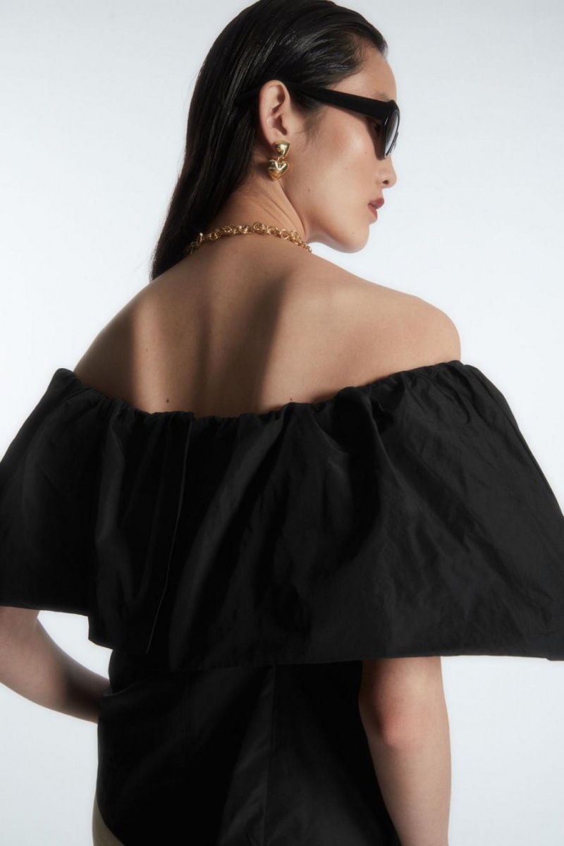 Top COS Voluminous Off-the-shoulder Mujer Negros | 06243ITQM